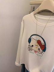 VINESU A44 Women’s Oversized Hello Kitty Headphone Graphic Long Sleeve Tee | Sanrio Coquette Top