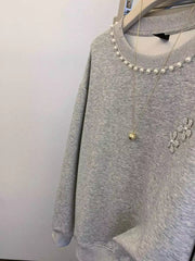 VINESU A42 Women’s Oversized Pearl Embellished Crewneck Sweatshirt | Floral Accent Casual Top