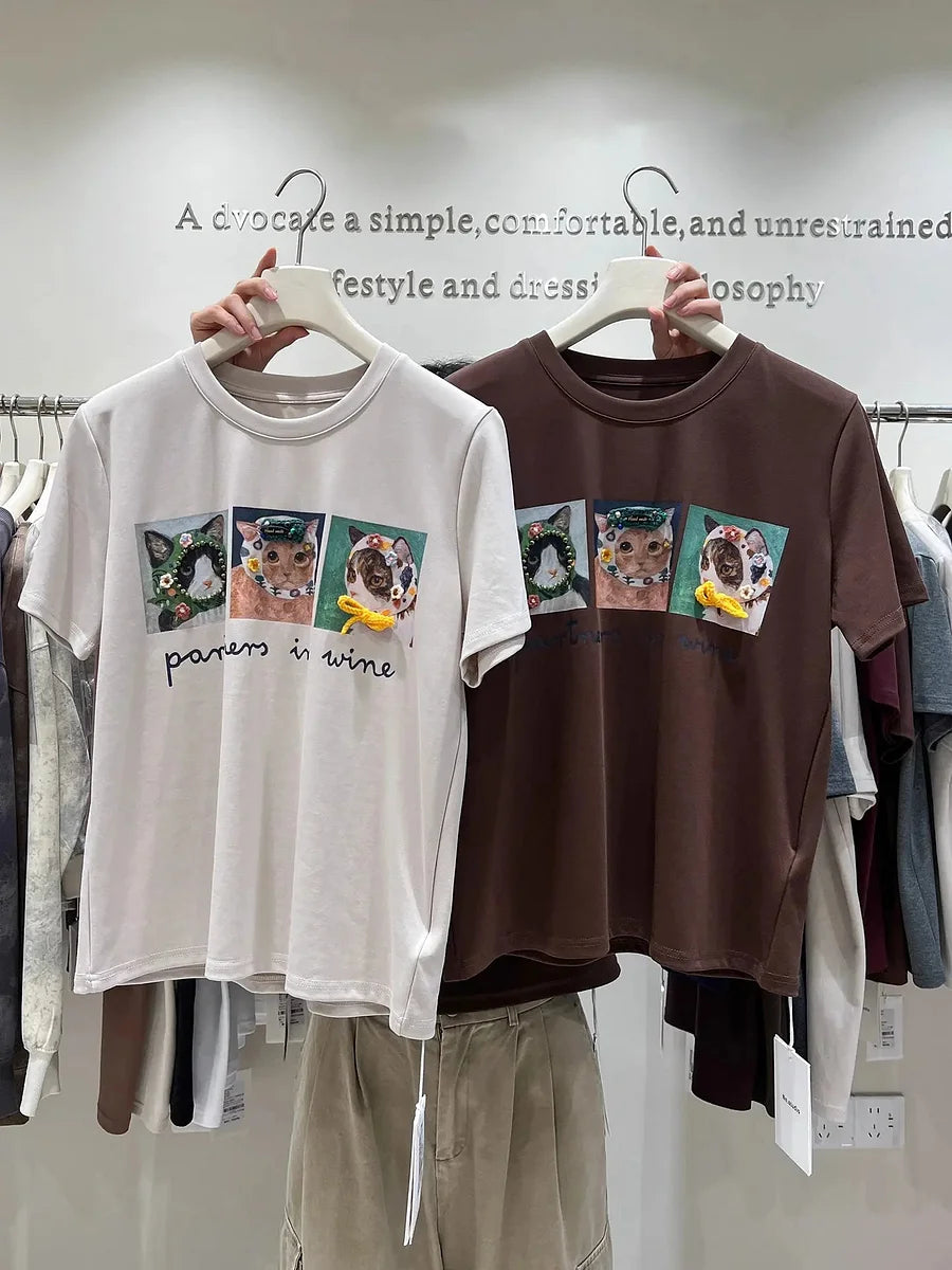 VINESU Style On Point🐈 Cat Illustration Tee—3D Accents Tell Stories