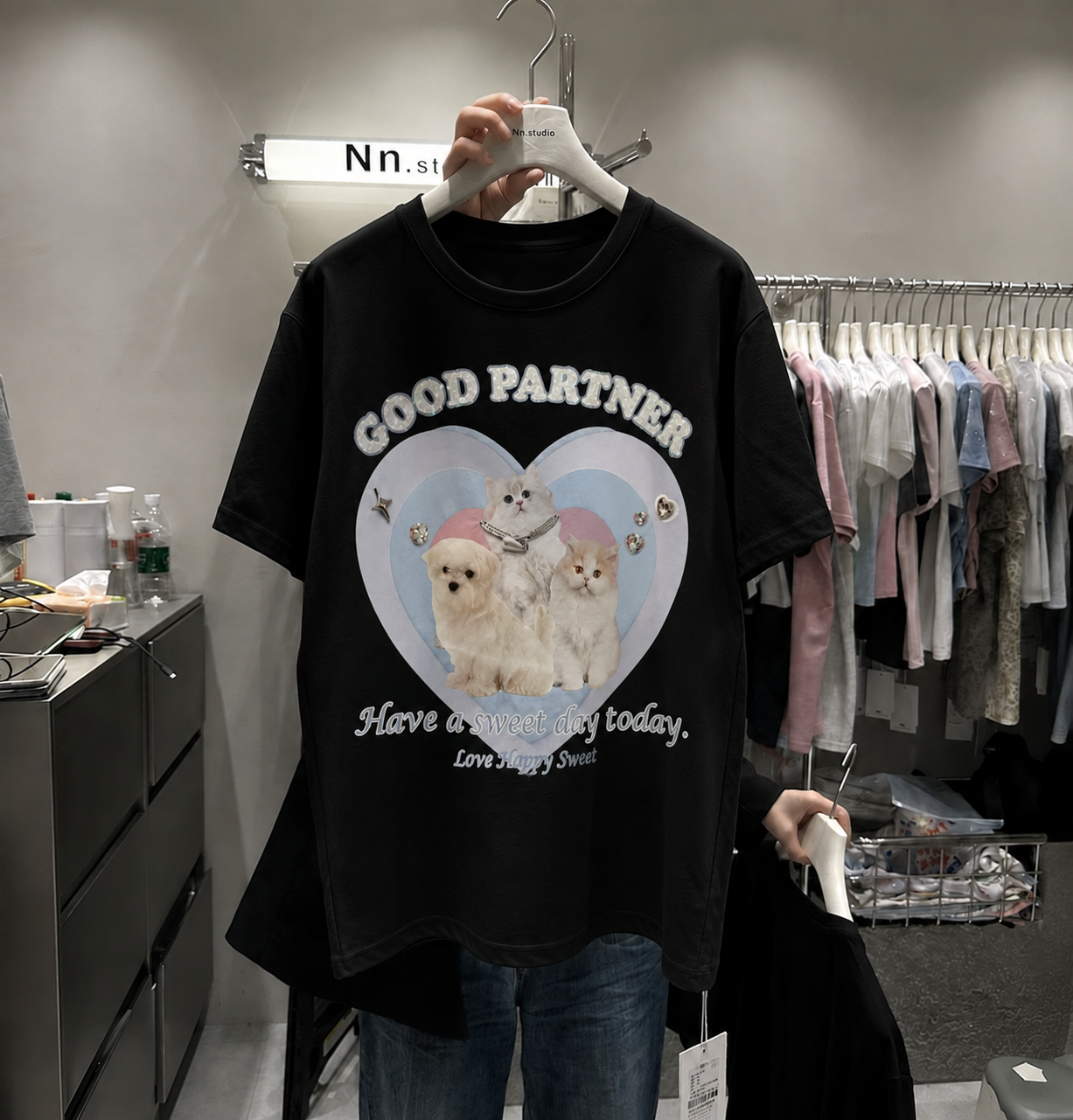 A259 - Good Partner Cat Graphic T-Shirt | 220G Heavy Cotton Tee with 3D Appliqué Details & Handmade Beaded Embroidery