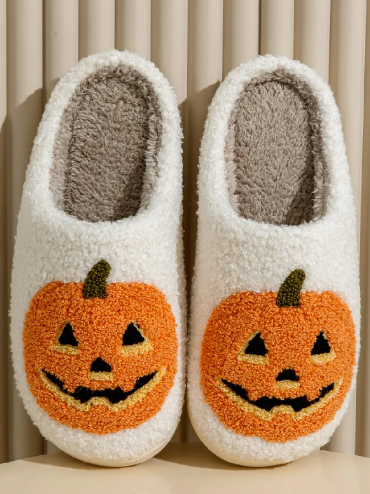 🎅Buy 1 Get 1 FREE🎅A Little Spooky Pumpkin Bedroom Slippers