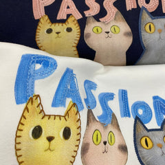 A185 - "Three Kittens" Graphic Tee - Detailed Hand-Embroidered Accents - 220g Premium Heavyweight Cotton