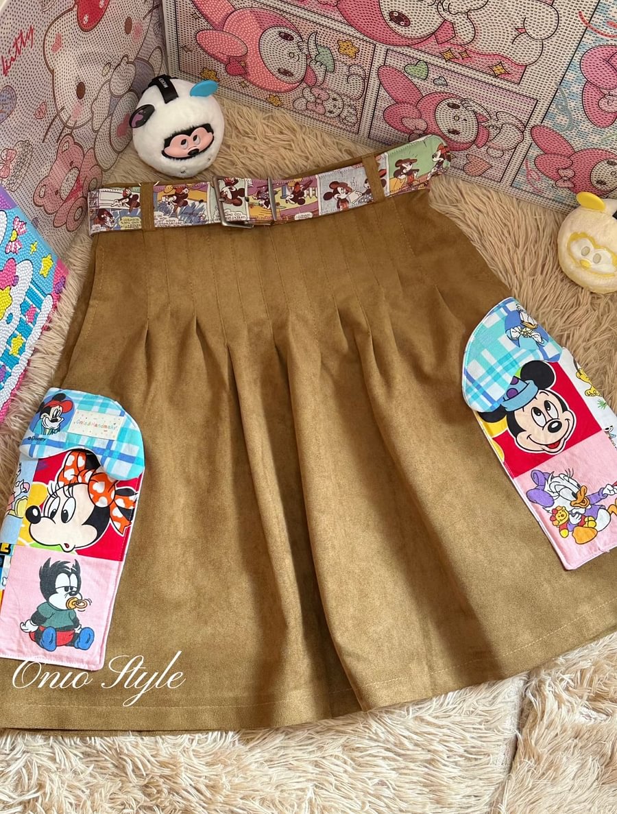 Vinesu A59 - Retro Mickey Patchwork A-Line Skirt | Vintage Cartoon Aesthetic Mini Skirt with House-Pocket Detail