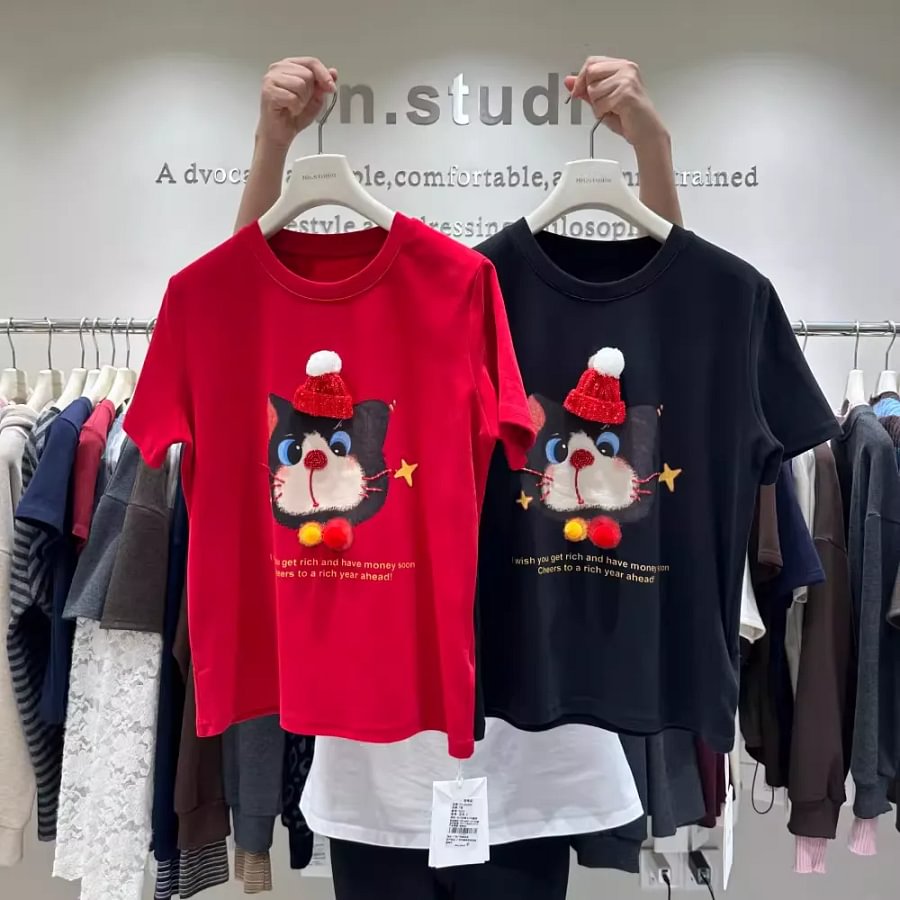 VINESU A48 Oversized 3D Christmas Cat Graphic Tee | Blessing Coquette Top