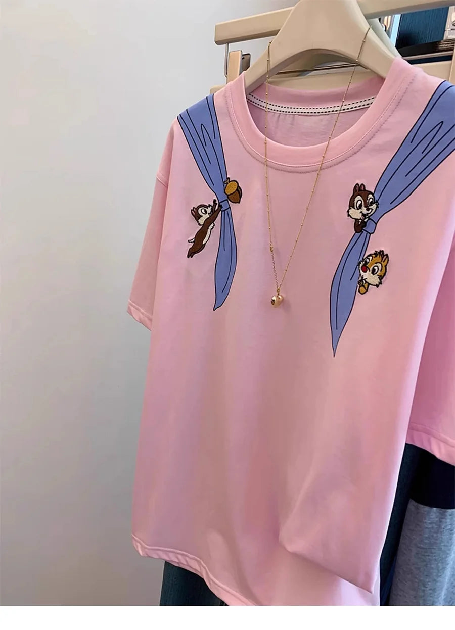 VINESU Playful Chipmunk "Cape" Print T-Shirt (Front & Back Design)