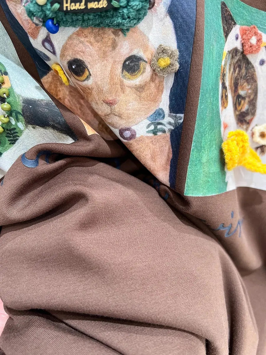 VINESU Style On Point🐈 Cat Illustration Tee—3D Accents Tell Stories