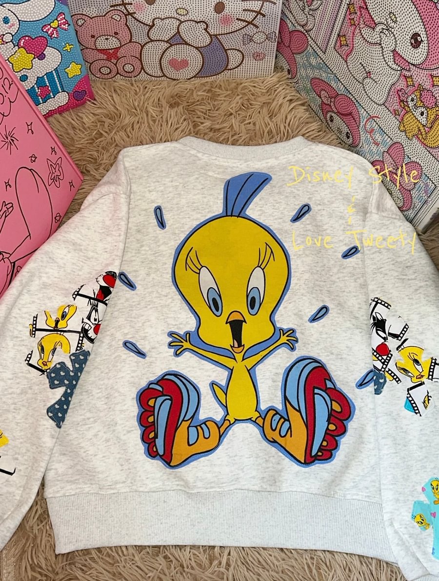Vinesu A57 - Handmade Retro Tweety Bird Patchwork Crewneck | Oversized Heather Gray 90s Aesthetic Sweatshirt