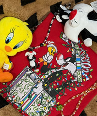 Vinesu A63 - Christmas Limited Edition Tweety & Sylvester Print Crewneck Sweatshirt | Red Loose Casual Fall/Winter Top