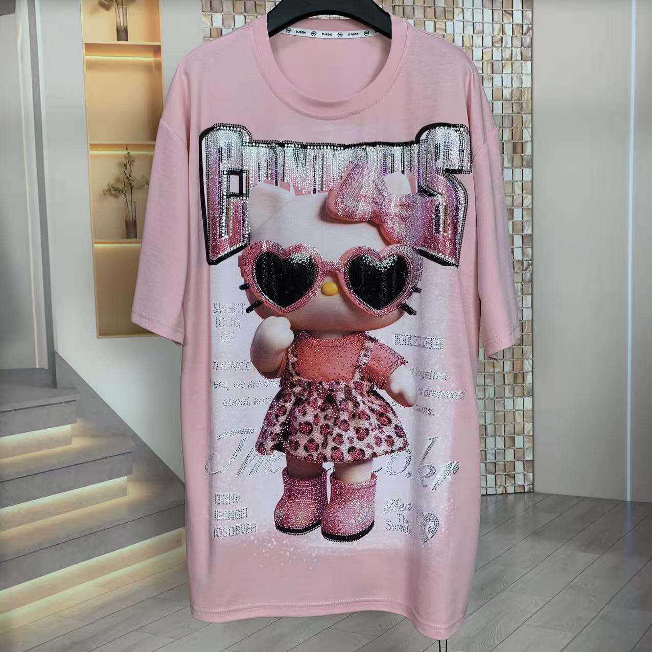 A246 - Heavy Rhinestone Hello Kitty Sunglasses Oversized Fashion T-Shirt