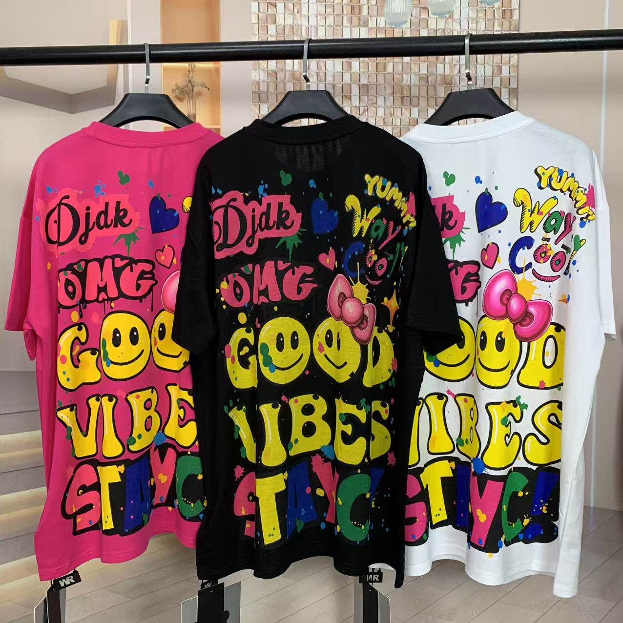 A225 - Hello Kitty Sunglasses Y2K Double-Sided Aesthetic Tee - 320g Heavyweight Breathable Cotton - Premium Rhinestone Bling Streetwear Boxy T-Shirt