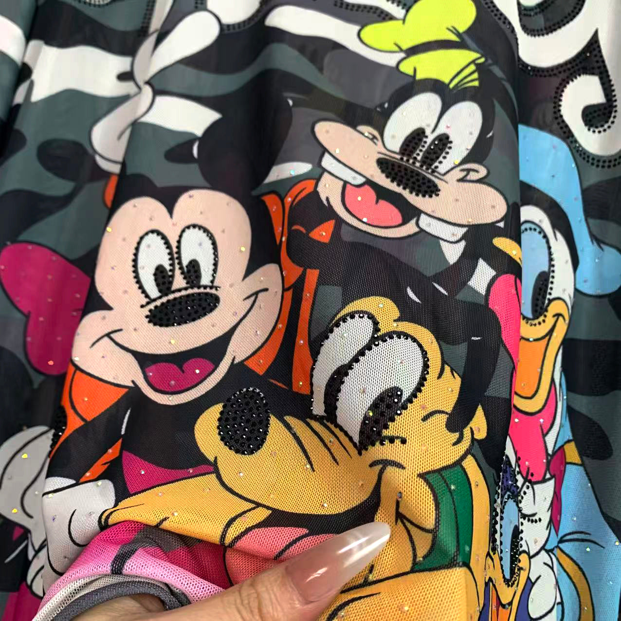 R2  - Women’s Long Sleeve Mesh Sun Protection T-Shirt - Sparkly Rhinestone Camo Cartoon Graphic Top