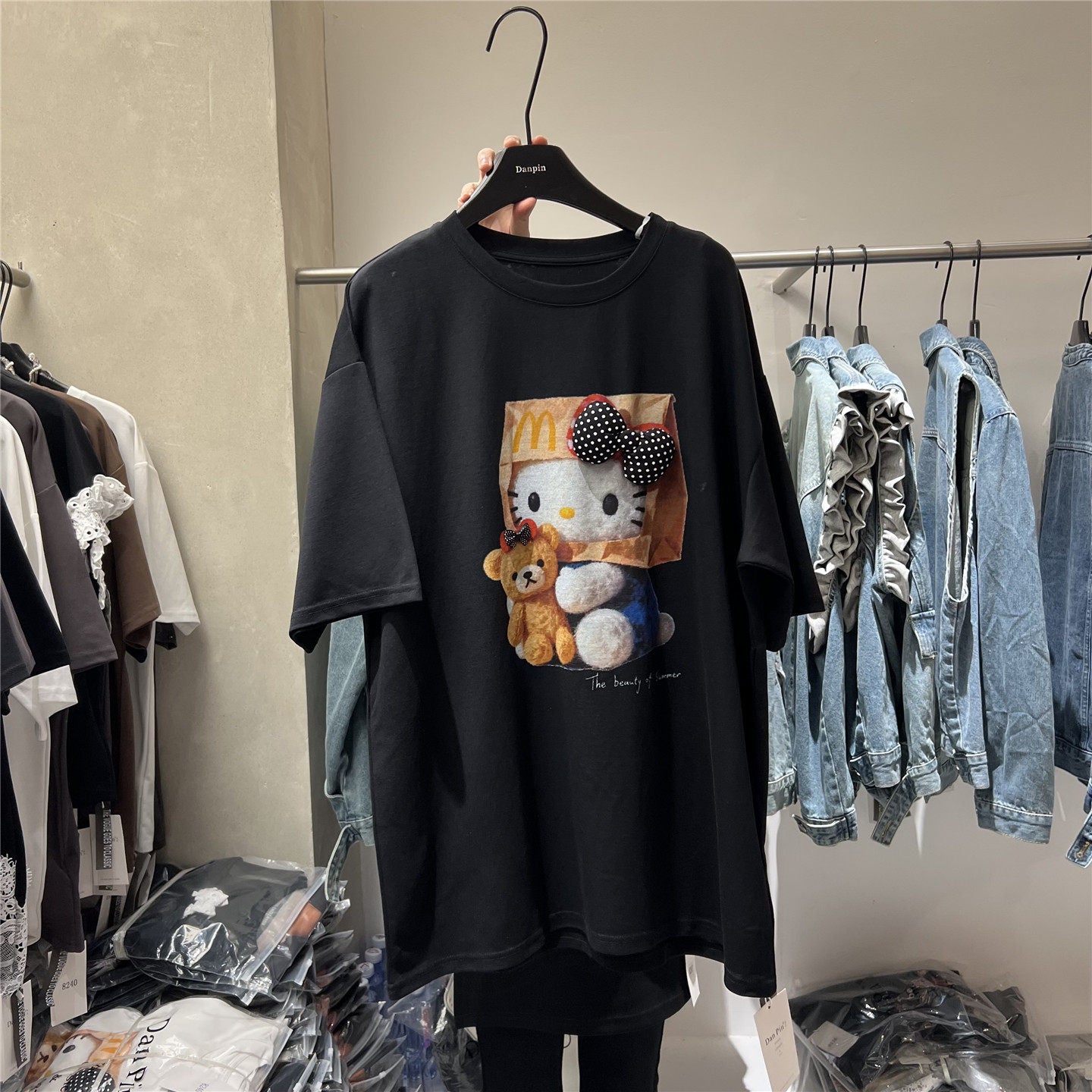 A201 - Hello kitty Handmade 220g Cotton T-Shirt with 3D Bow Embellishment