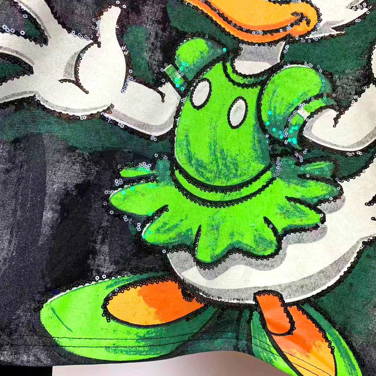 R12 - Vintage Wash Pure Cotton Sweatshirt - Luxury Sequin Embroidered Daisy Duck Graphic Pullover