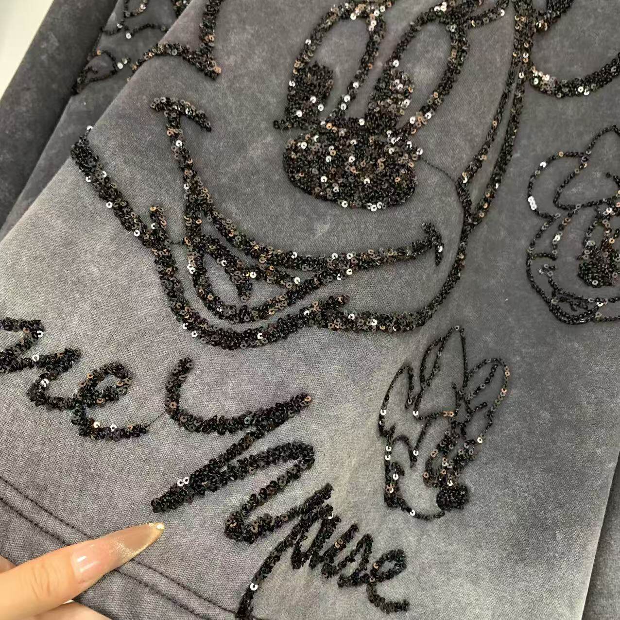 Vintage Washed Sequin Minnie Sweatshirt | Fleece-Lined Oversized Crewneck