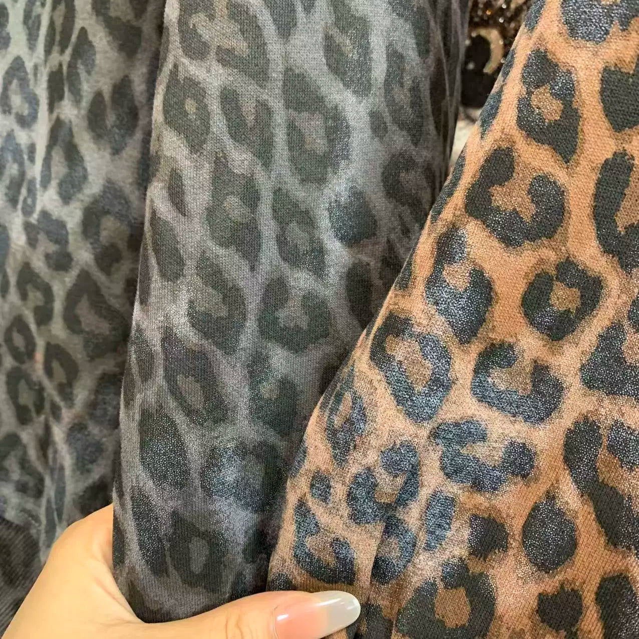 R11 - Pure Cotton Leopard Print Sweatshirt - Luxury Hot-Fix Rhinestone Minnie Mouse Graphic Crewneck Pullover