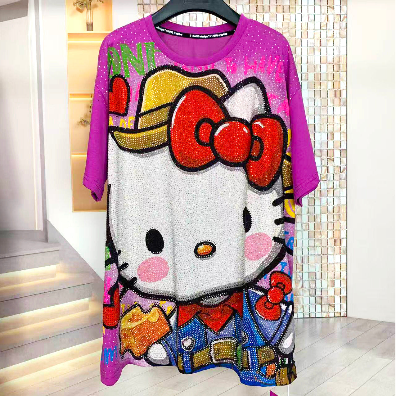 A253 - 320G Heavyweight Hello Kitty Rhinestone Graphic Tee | Oversized Streetwear Cotton T-Shirt
