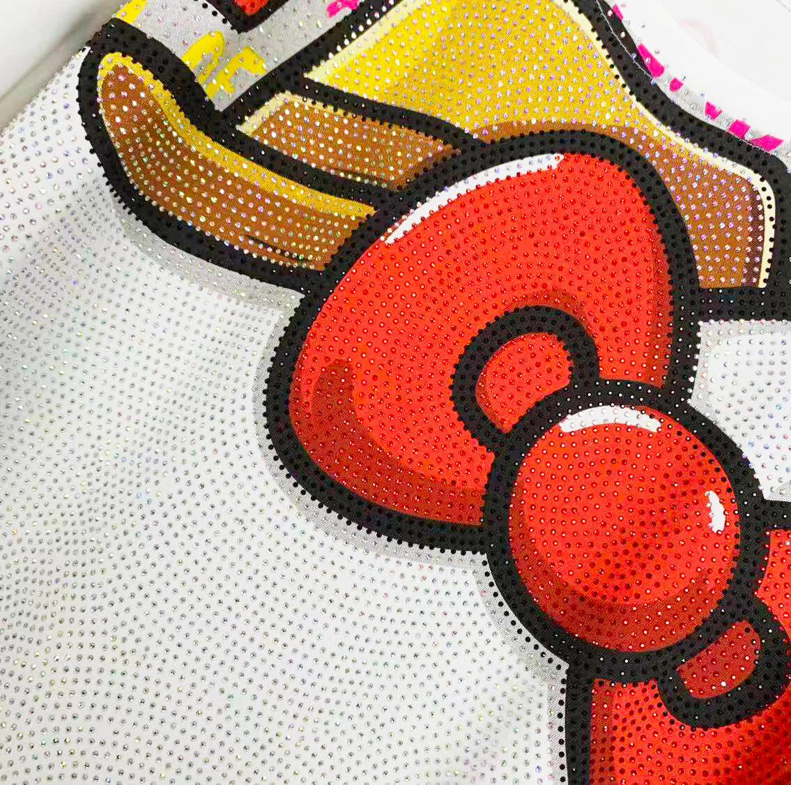 A253 - 320G Heavyweight Hello Kitty Rhinestone Graphic Tee | Oversized Streetwear Cotton T-Shirt