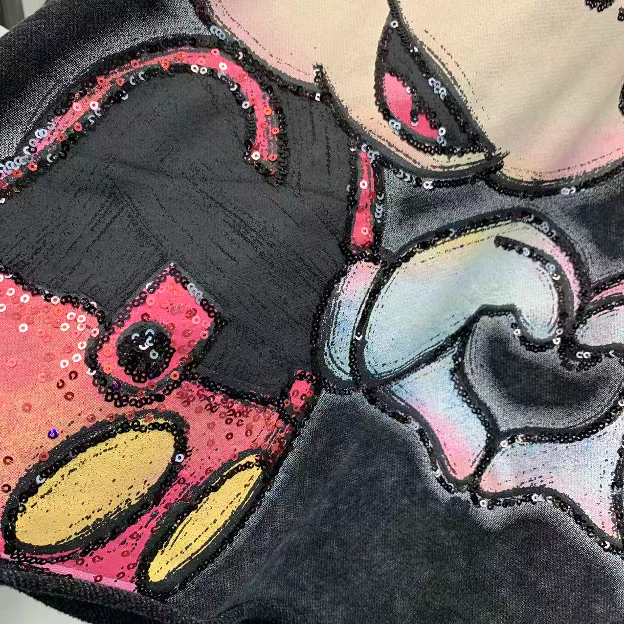 R10 - Pure Cotton Crewneck Sweatshirt - Luxury Sequin Embroidered Mickey & Minnie Graphic Pullover