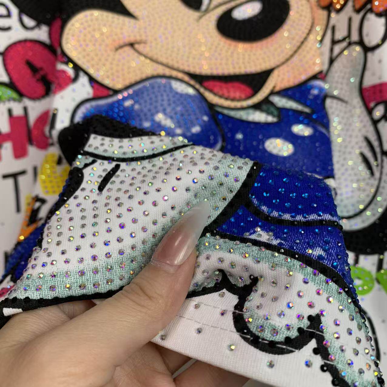 A210 - Minnie Mouse Sparkle Boxy Tee - 320g Heavyweight Premium Cotton - Rhinestone Graphic Double-Sided Streetwear