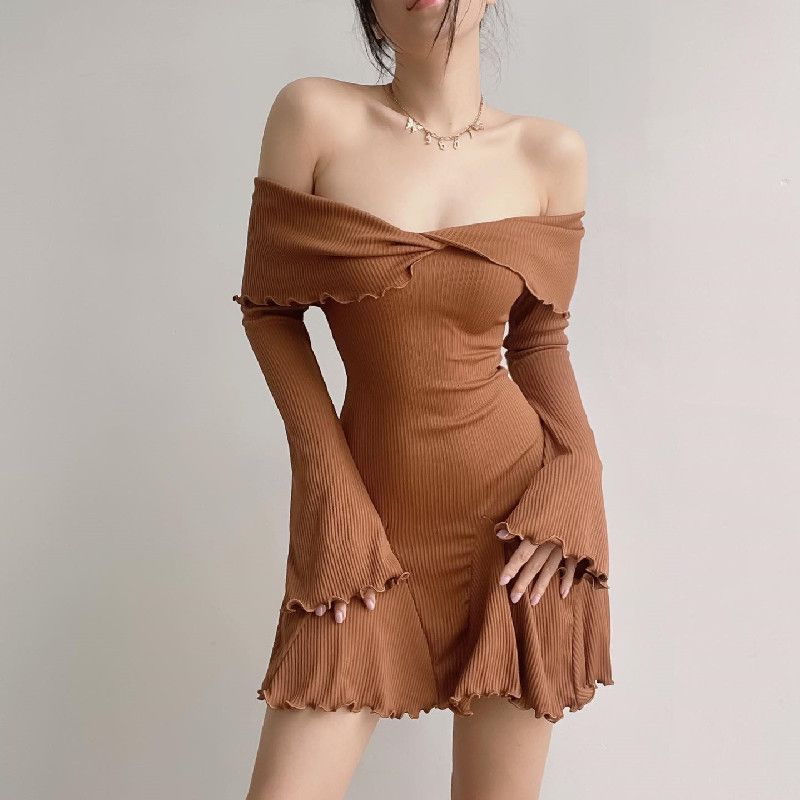 One shoulder cross A-line short skirt