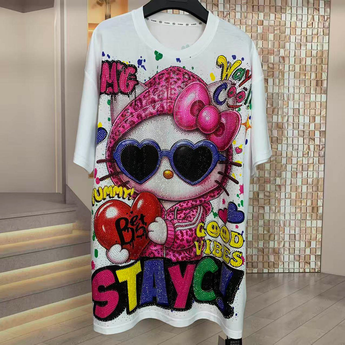 A225 - Hello Kitty Sunglasses Y2K Double-Sided Aesthetic Tee - 320g Heavyweight Breathable Cotton - Premium Rhinestone Bling Streetwear Boxy T-Shirt