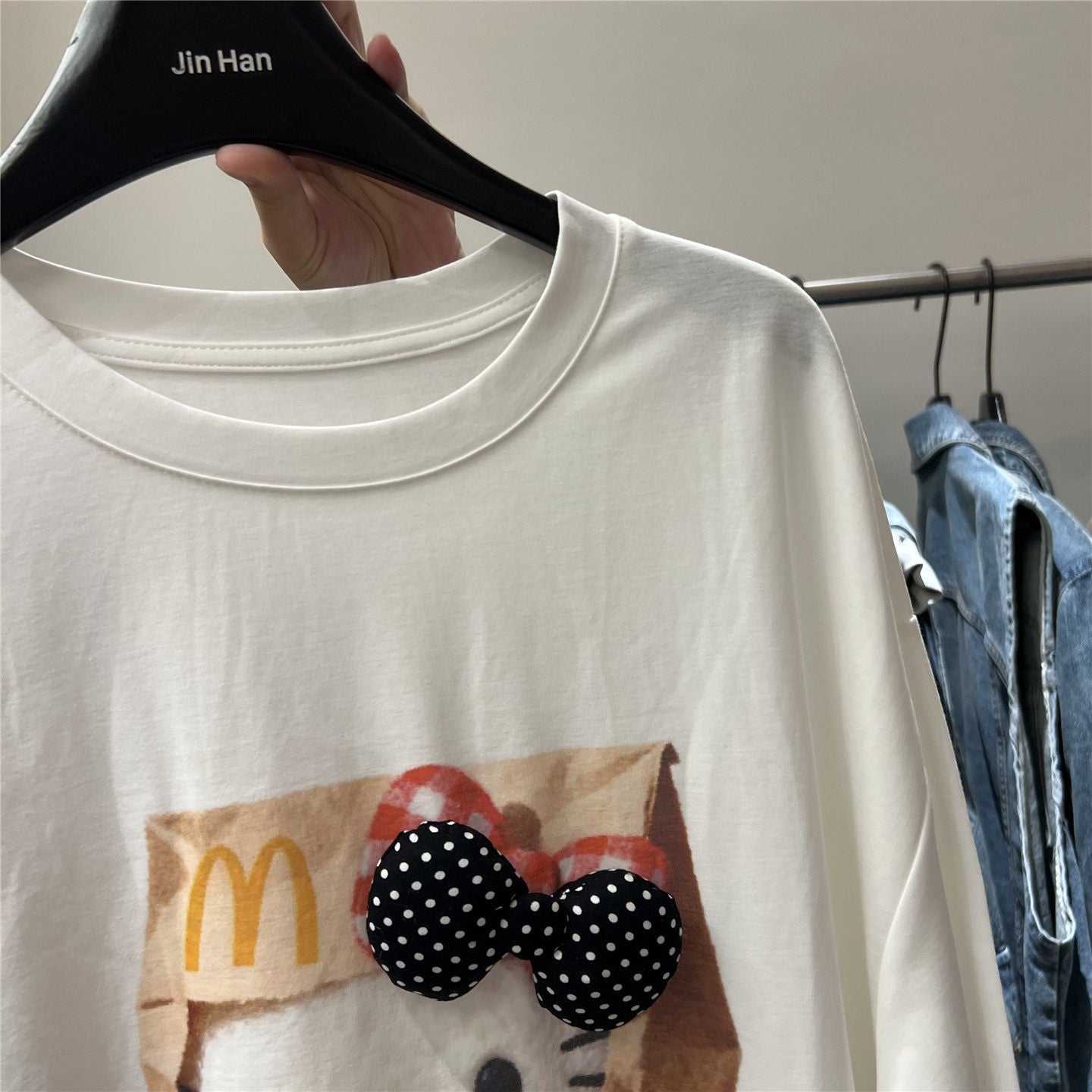 A201 - Hello kitty Handmade 220g Cotton T-Shirt with 3D Bow Embellishment