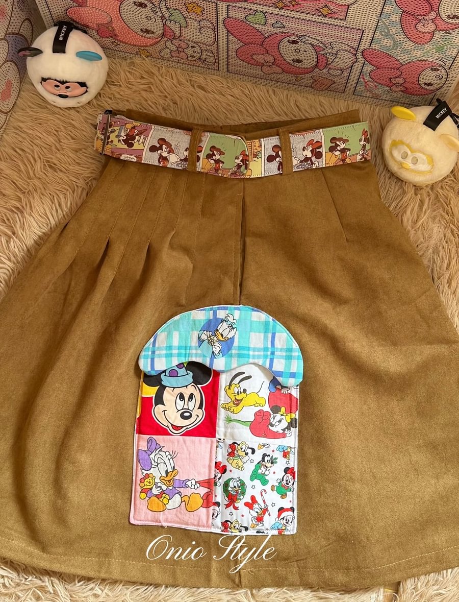 Vinesu A59 - Retro Mickey Patchwork A-Line Skirt | Vintage Cartoon Aesthetic Mini Skirt with House-Pocket Detail