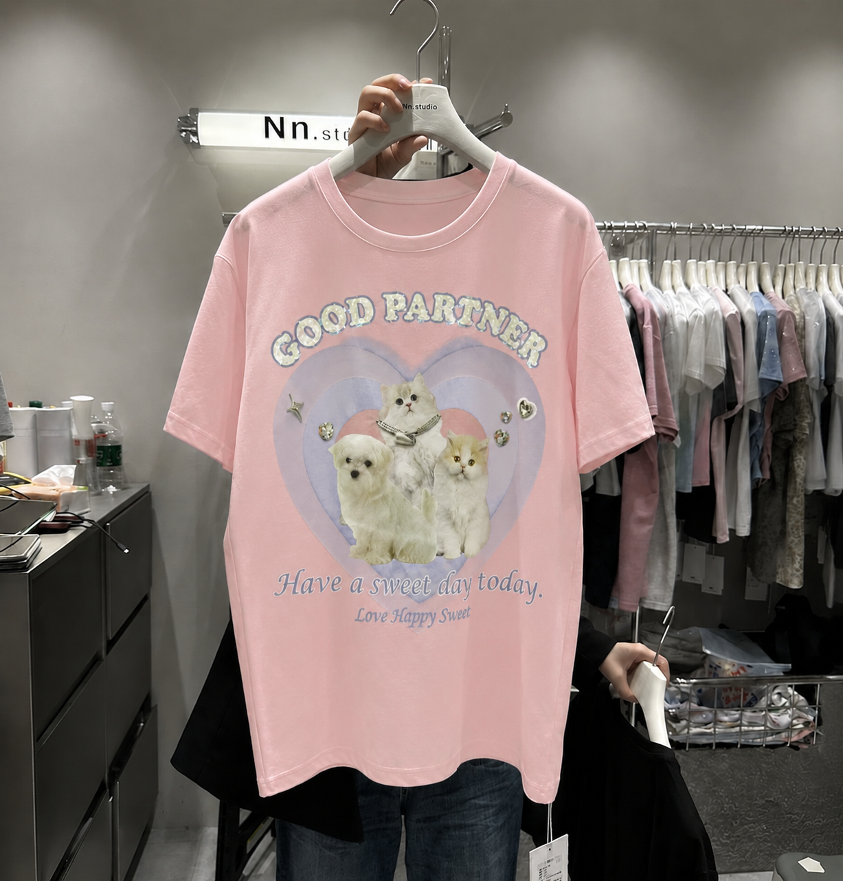 A259 - Good Partner Cat Graphic T-Shirt | 220G Heavy Cotton Tee with 3D Appliqué Details & Handmade Beaded Embroidery
