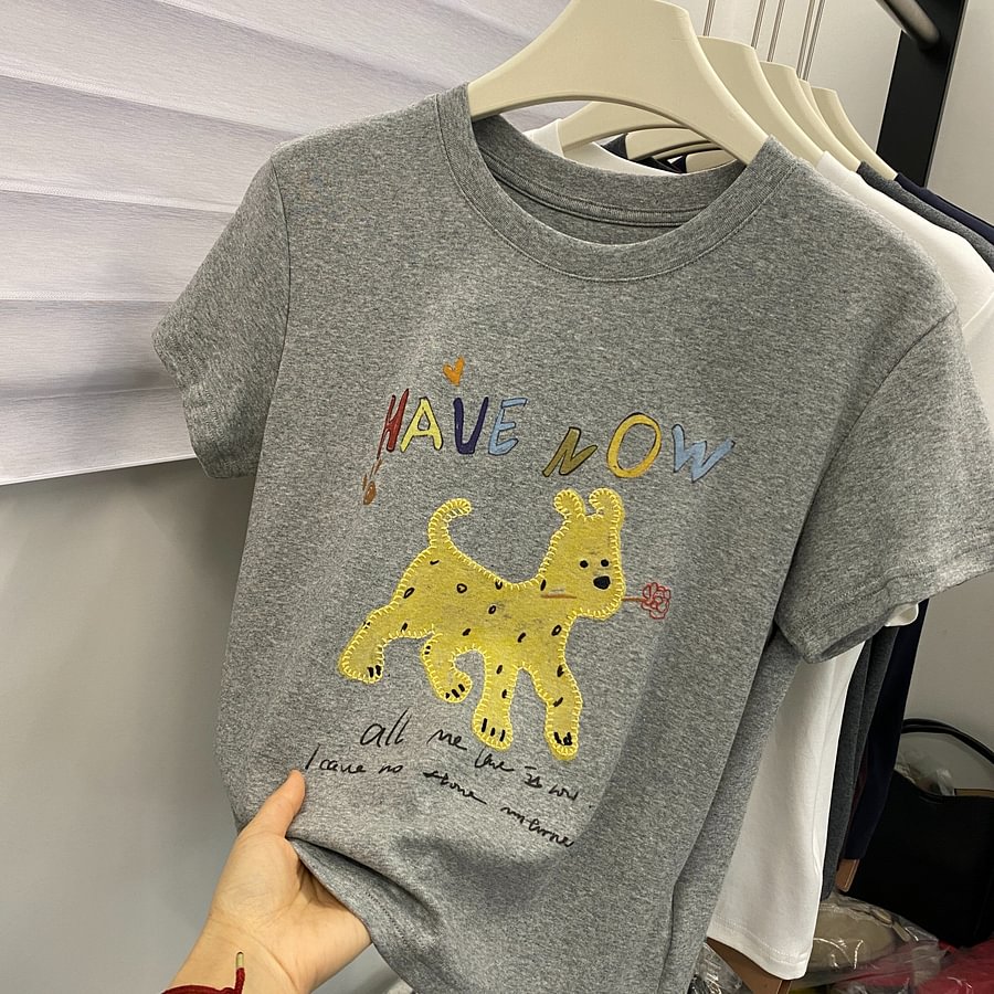 A186 - Doodle Puppy Graphic Tee - Hand-Embroidered Artistic Detail - 220g Premium Heavyweight Cotton