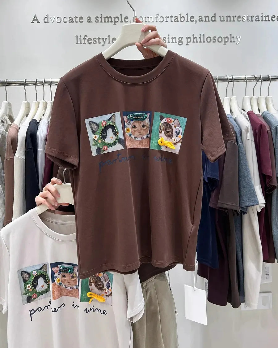 VINESU Style On Point🐈 Cat Illustration Tee—3D Accents Tell Stories