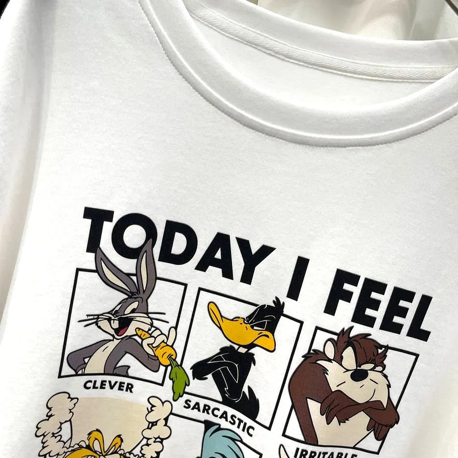 VINESU A23 - Looney Tunes Characters Oversized Graphic Tee