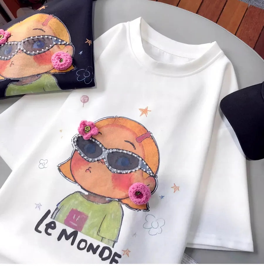 VINESU A12 - Le Monde Girl Oversized Tee with Rhinestone Sunglasses