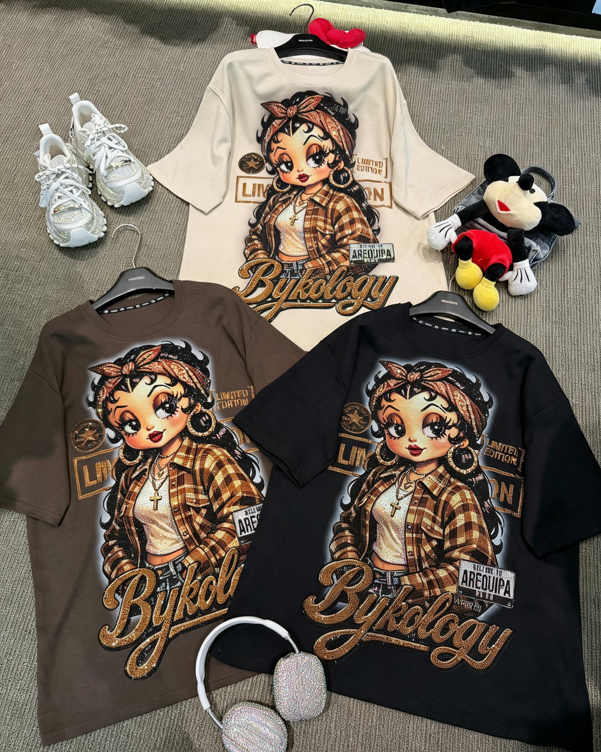 R14 - Sparkling Rhinestone Glamorous Betty Boop Graphic Tee - 100% Pure Cotton Streetwear Oversized T-Shirt