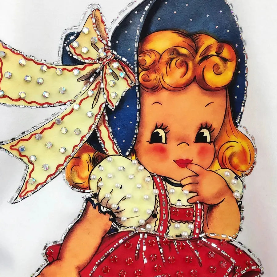 VINESU A19 - Vintage Girl & Doll Pearl & Rhinestone Embellished Cotton T-Shirt