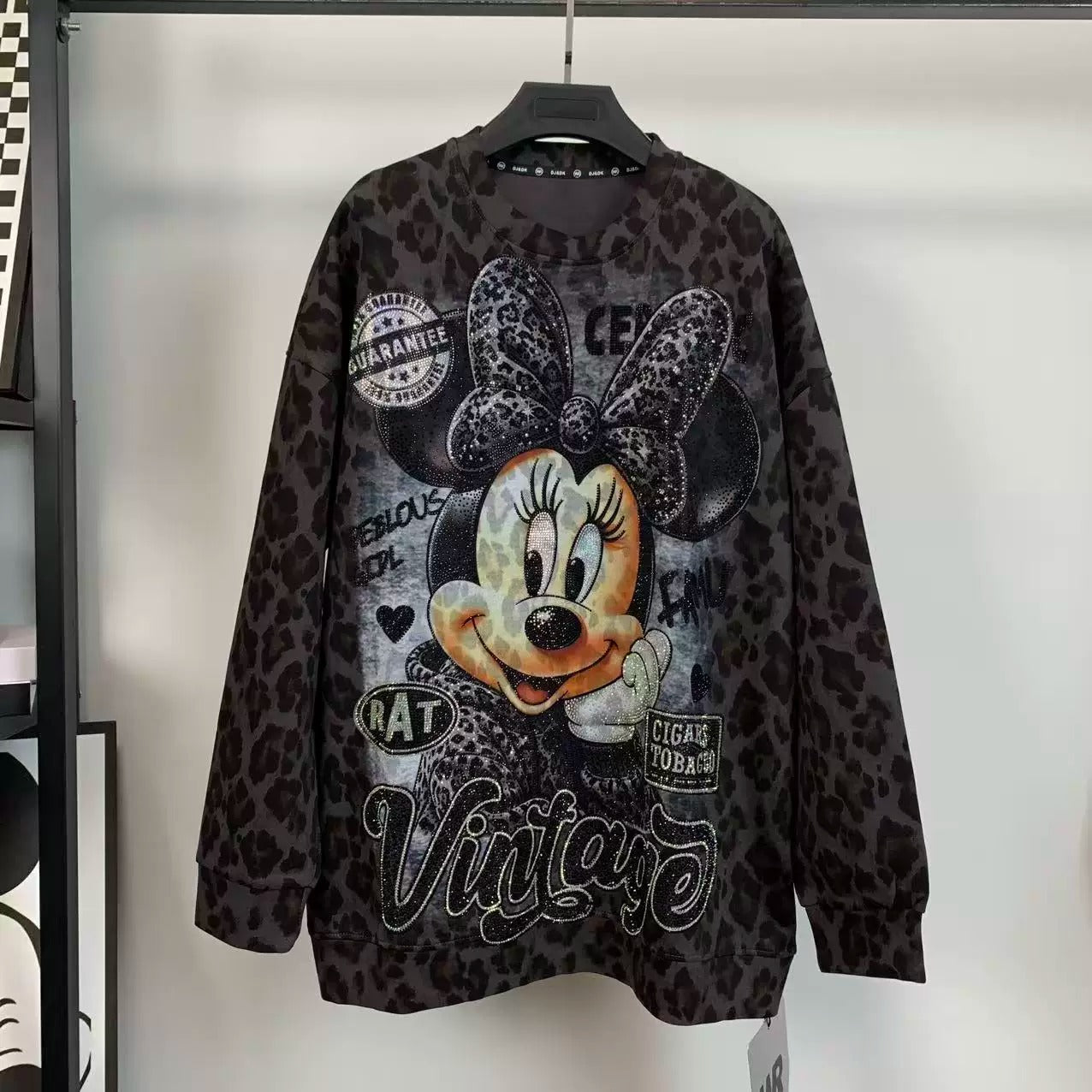 R11 - Pure Cotton Leopard Print Sweatshirt - Luxury Hot-Fix Rhinestone Minnie Mouse Graphic Crewneck Pullover