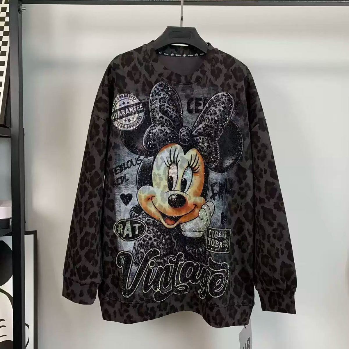 R11 - Pure Cotton Leopard Print Sweatshirt - Luxury Hot-Fix Rhinestone Minnie Mouse Graphic Crewneck Pullover