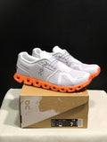 On Cloud 5 Mist white + burnt orange