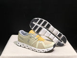 On Cloud 5 light brown