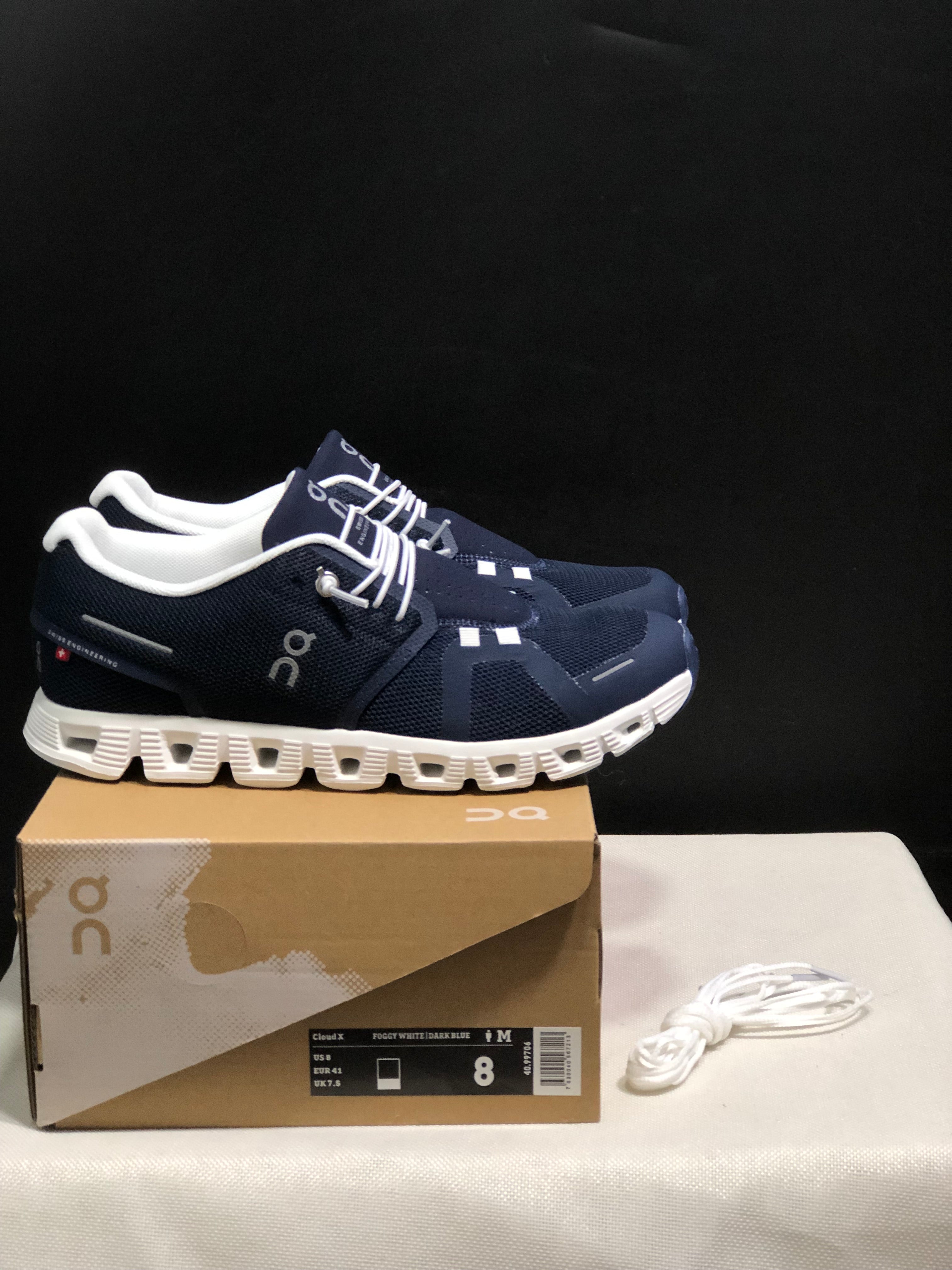 On Cloud 5 Dark blue and white