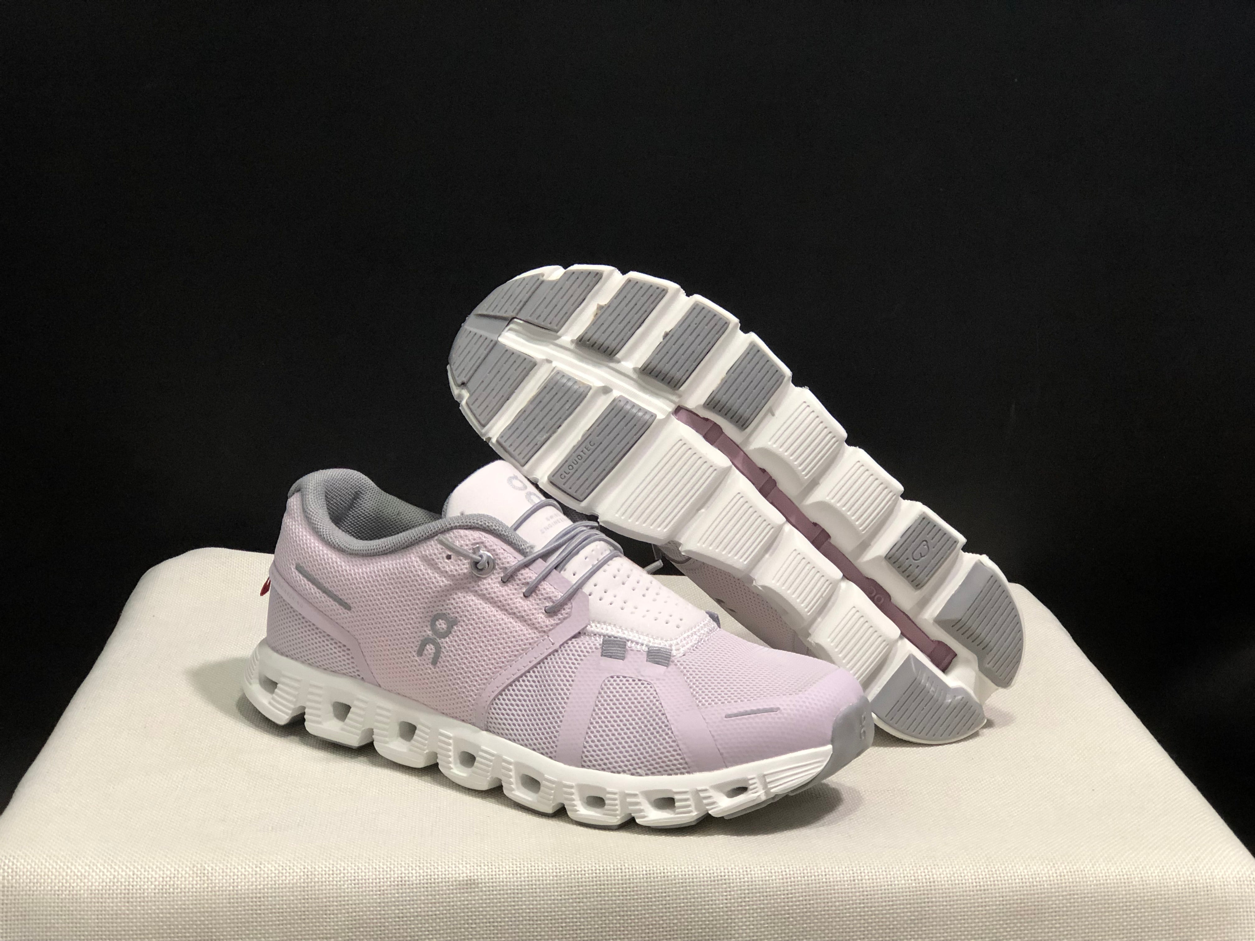 On Cloud 5 Shell pink + white
