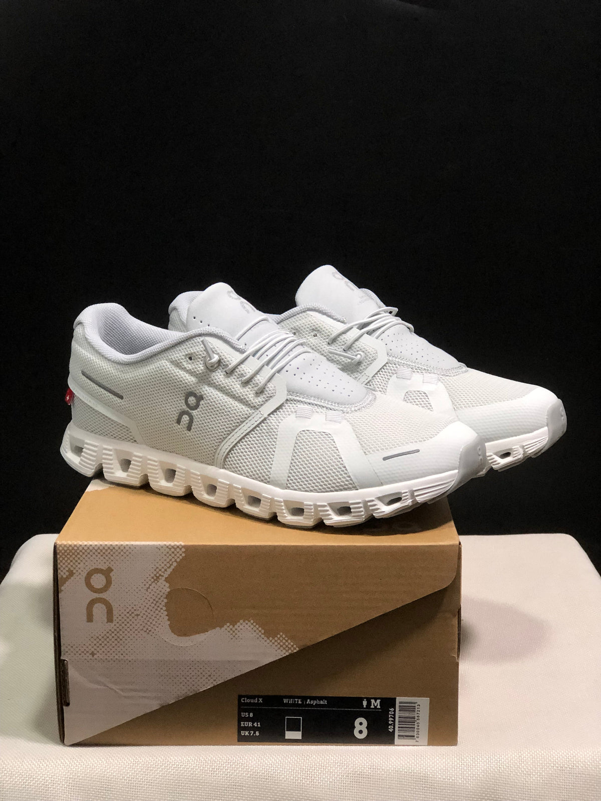 On Cloud 5 ice white