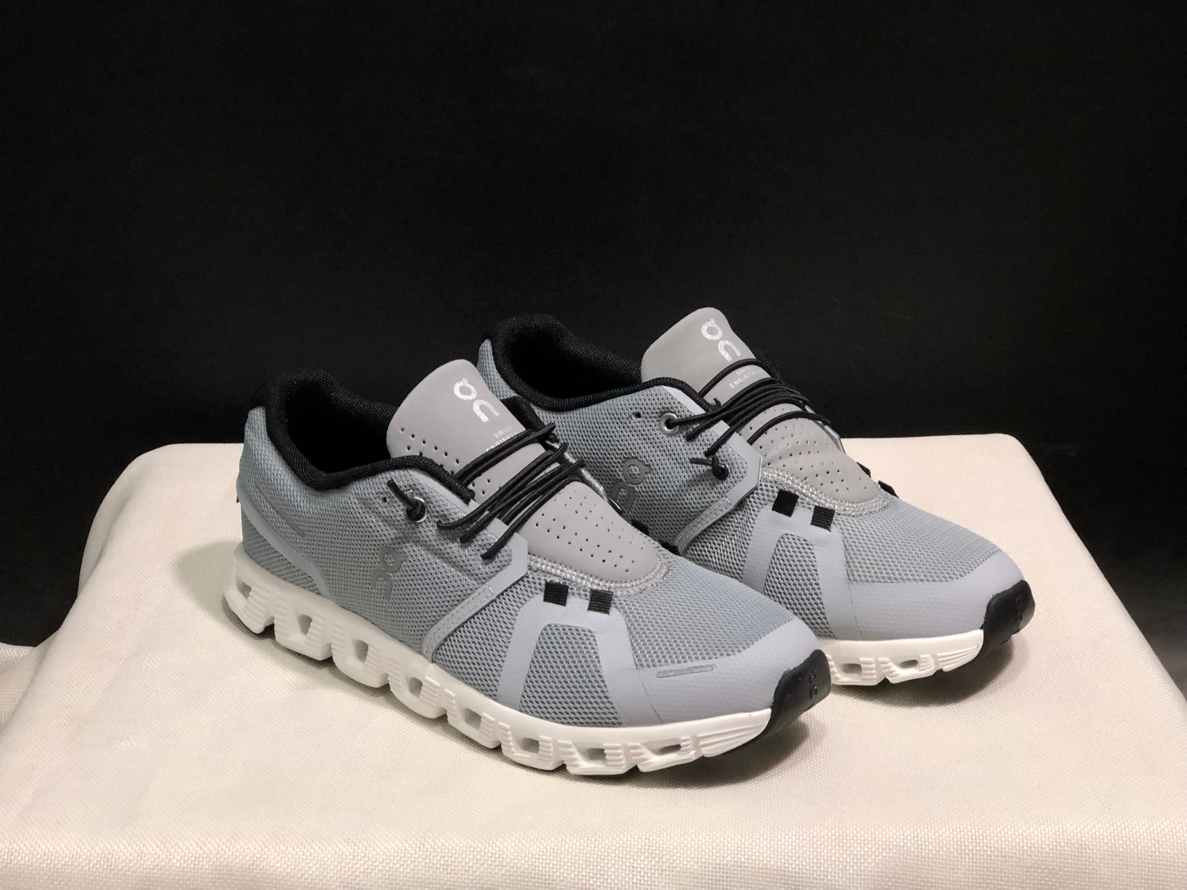 On Cloud 5 glacier gray