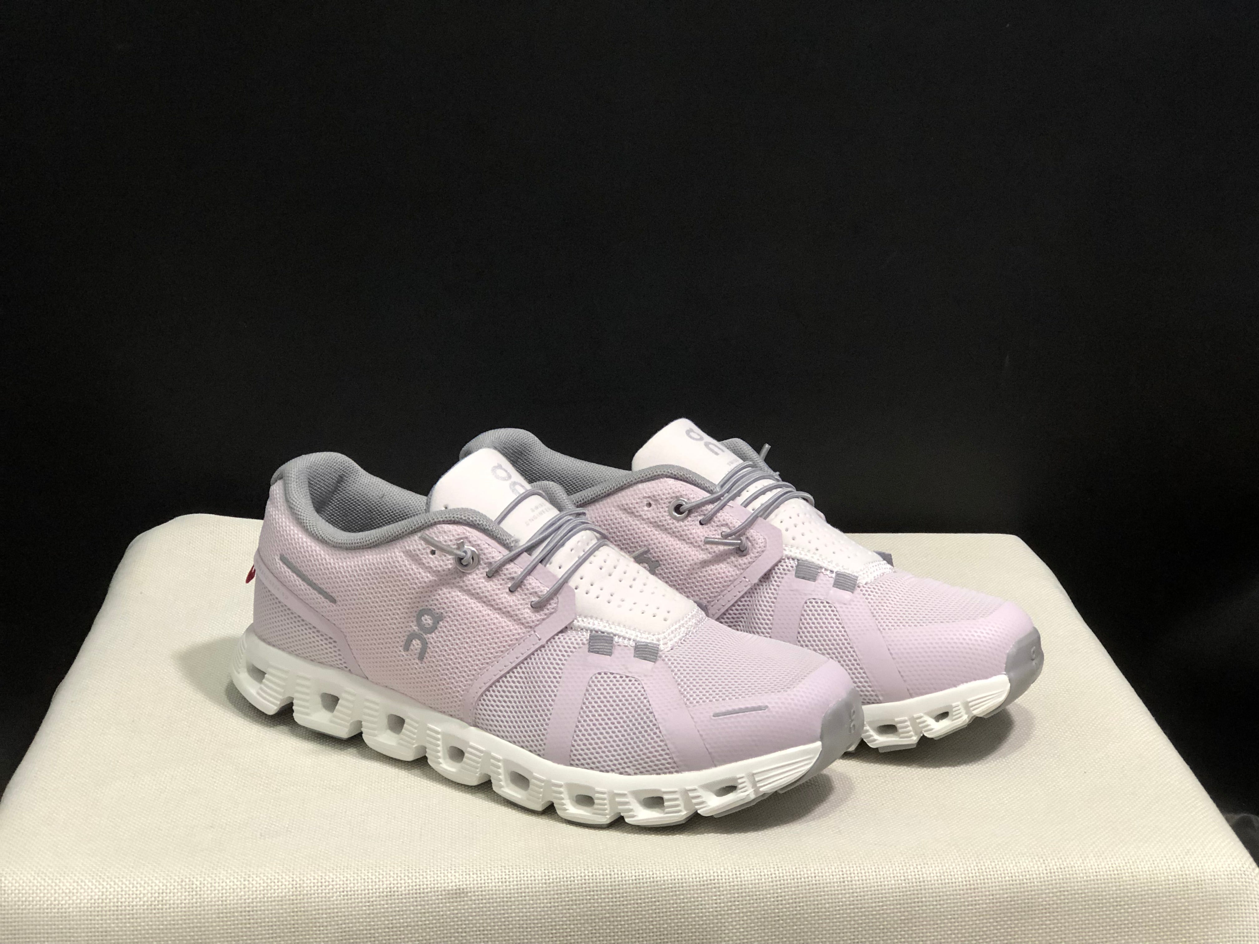 On Cloud 5 Shell pink + white