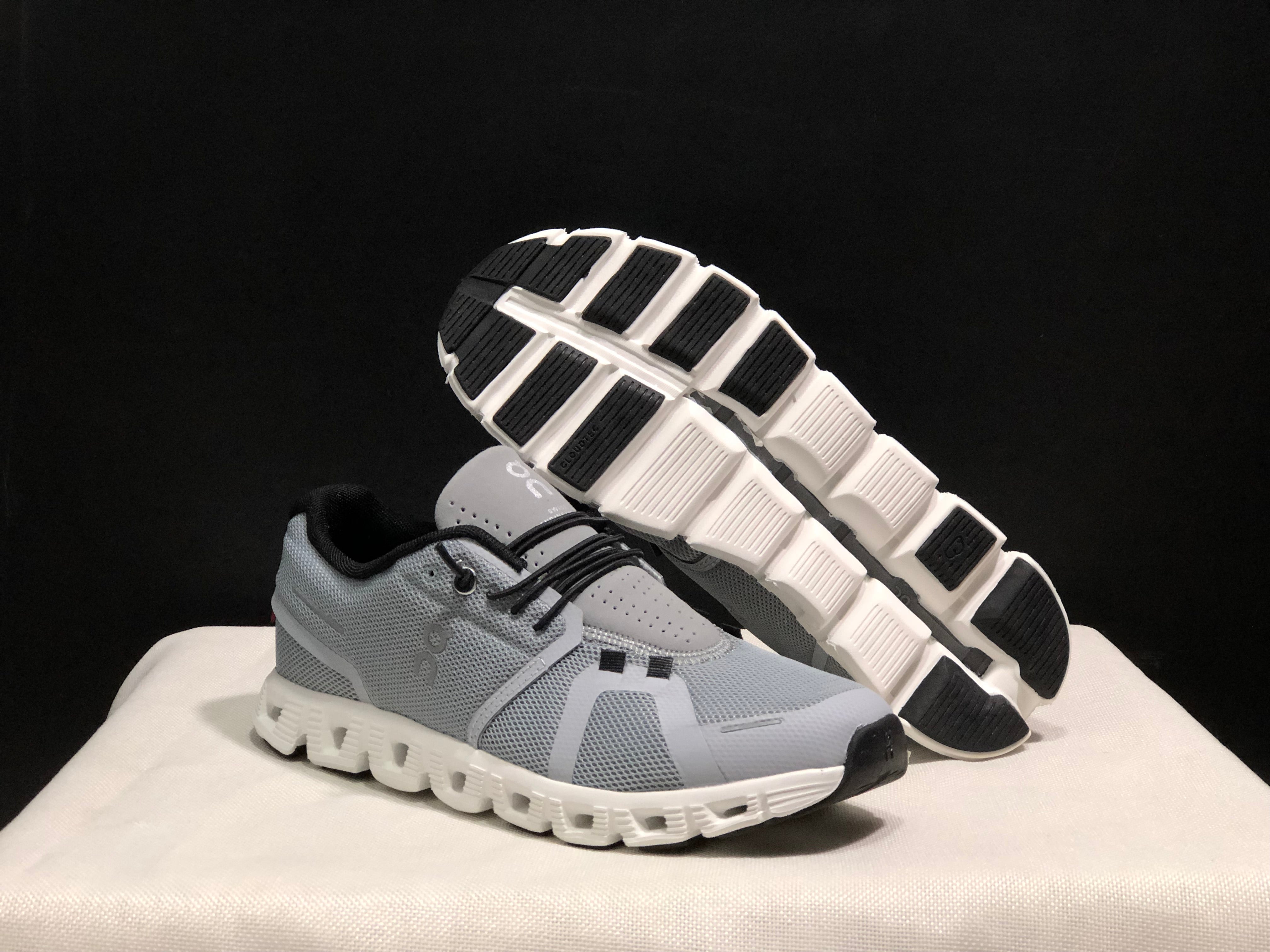 On Cloud 5 glacier gray