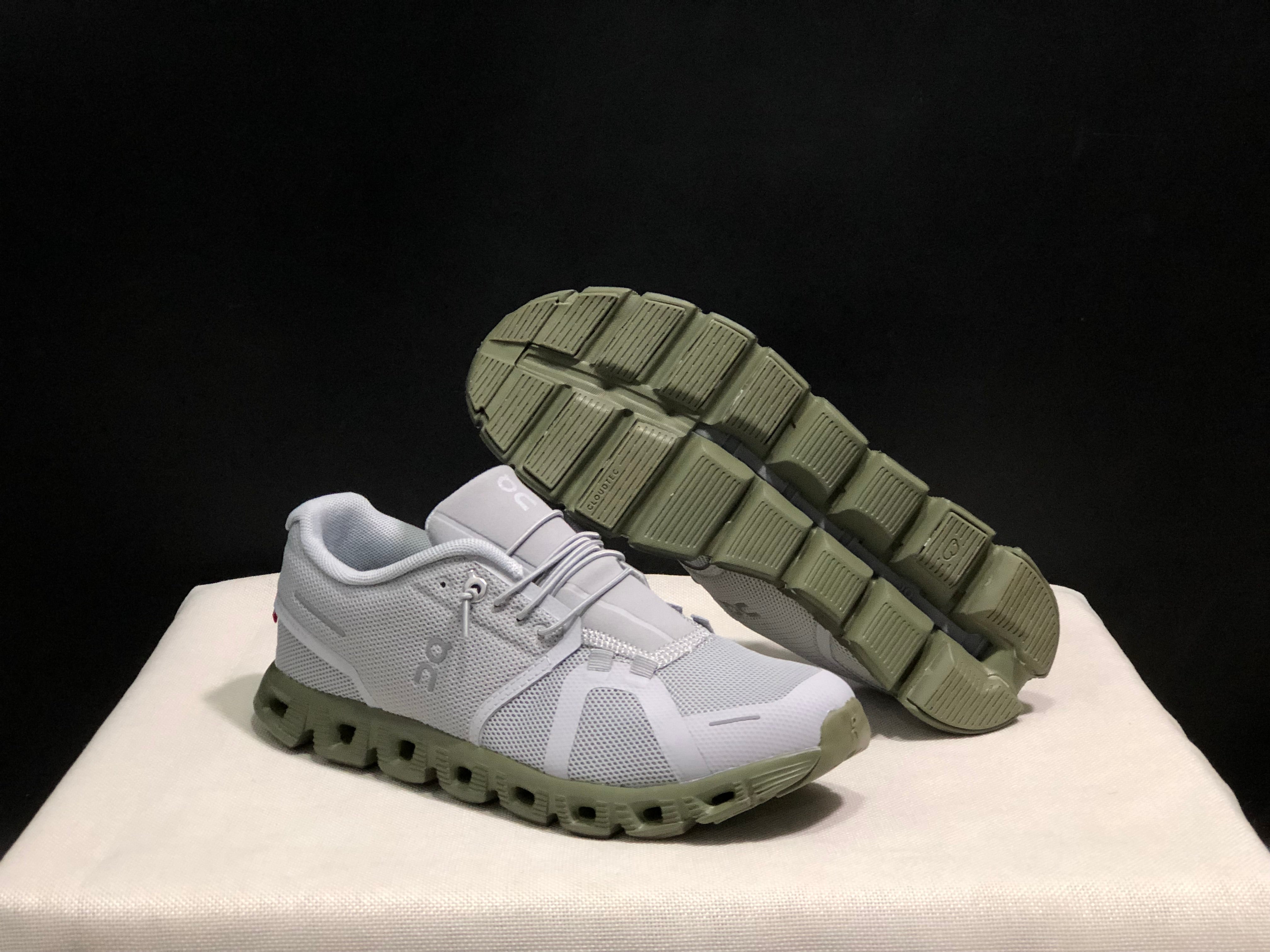 On Cloud 5 Gray green